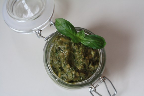 Frankenstorm pesto